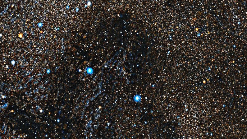 Foto simulata di un'ora di IC 5070 Pelican Nebula con il DWARF 3